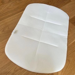 ほぼ未使用 抱っこ布団の画像