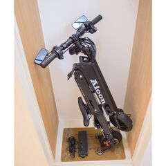 Aioon（アイオーン） / 定価16万円 / 公道走行可能な電動バイク / 自賠責3年付 / 原付1種 / 折りたたみ可 / 電車持ち込み可 / 電動自転車 / EVバイクの画像