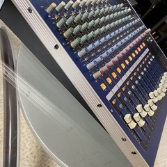 YAMAHA MG16/4 アナログミキサーの画像