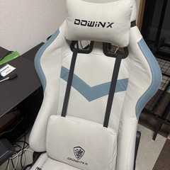 ゲーミングチェアの画像