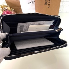 COACH コーチ 長財布 シグネチャー ホワイト ブラック 未使用の画像