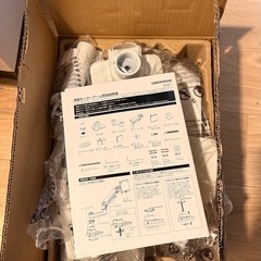 【ホワイト2台】 49インチ対応/耐荷重20kg 高性能ガススプリング式モニターアームの画像