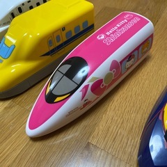 新幹線弁当箱　キティ、シンカリオン他の画像