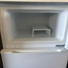 近隣配達無料　YAMADA 冷蔵庫 YRZ-C09B1の画像