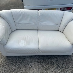 100円　2人掛けソファー　愛知県豊川市に取りに来て下さい！
