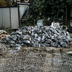 割栗石 （庭・基礎用の砕石です） の画像