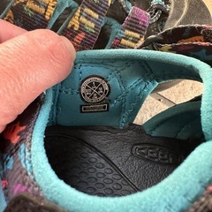 keen キッズサンダル　20センチの画像
