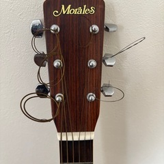 アコースティックギターの画像