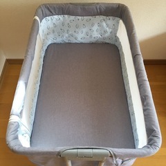 ZOOBLY  ベビーベッドの画像