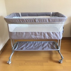 ZOOBLY  ベビーベッドの画像