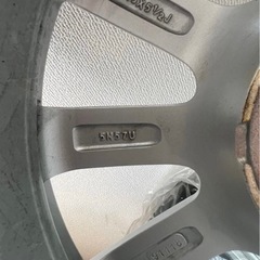 【取引中】カローラフィールダー使用　スタッドレスタイヤ付きホイールの画像