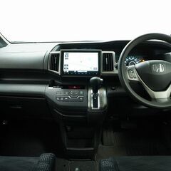 ✨珍しい色のミニバンご入庫のご案内です✨ホンダ ステップワゴン 　Ｇ　コンフォートセレクションの画像