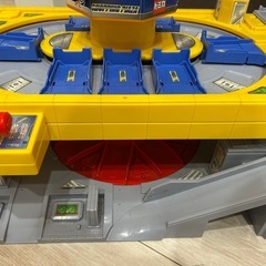 (箱無し)トミカ メガチェンジパーキングの画像