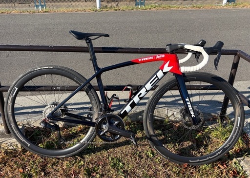 自転車 TREK EMONDA SLR7