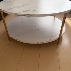 大理石風ローテーブルの画像