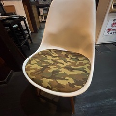 ダイニングチェアの画像