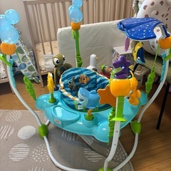 ジャンパー　ファインディングニモ　ディズニー　の画像