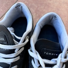 トミーヒルフィガー スニーカーの画像
