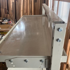 作業テーブルの画像