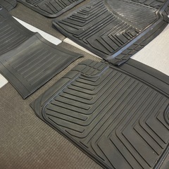 カーマット＊汎用品カット済みの画像
