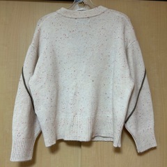 ニットカーディガンの画像