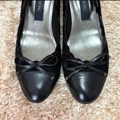 美品 INGEBORG インゲボルグ パンプス リボン ブラック M 23.5㎝の画像