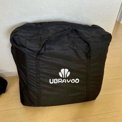 キャスター付きベビーベッドの画像