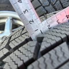 スタットレスタイヤ(スタッドレスタイヤ)4本。美品。の画像