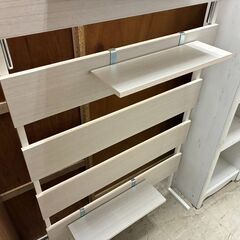 【リサイクルショップどりーむ荒田店】No.5532 ウォールラック ホワイト 美品です🎵 最大260㎝高さ可動の画像