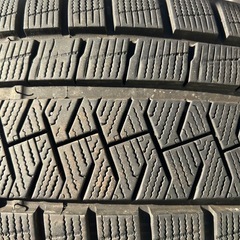 RAV4 CX5 ハリアー　225/65r17 
スタッドレスタイヤの画像