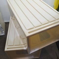 【KSD/J/00】収納ボックス　けっこ大きな押し入れ用　押し入れ収納ボックス 衣類収納ボックス　引き取りの早い方優先しますの画像