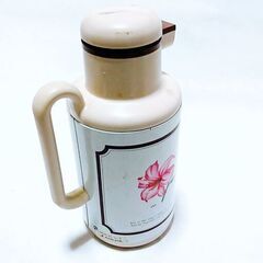 ヨットマホービン　１リットル　ユリ　昭和レトロの画像