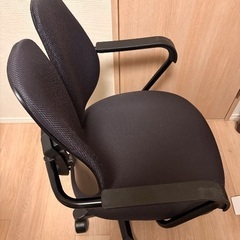 オフィスチェアの画像