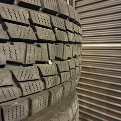 エクストレイル　など　グッドイヤー　スタッドレス4本　アイスナビ　SUVの画像