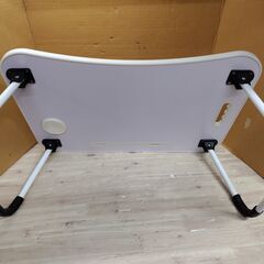 折りたたみテーブル　ローテーブル　コンパクト　ホワイト　幅60㎝　ドリンクホルダー付き　タブレットスタンド付き　折りたたみ式の朝食トレイ、ベッド用の滑り止めラップトップテーブルの画像