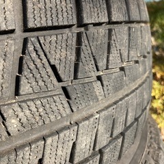アルファード等に！BSスタッドレス205/65R16アルミ付き4本セットの画像