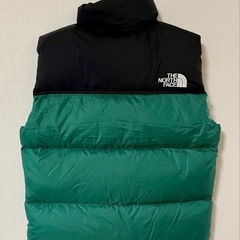 新品 ヌプシベスト M グリーン 人気カラー 正規品の画像