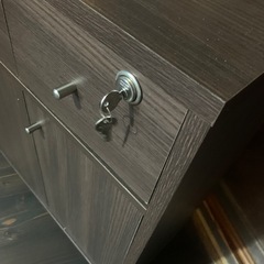 薄型キャビネットの画像