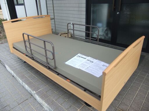 良品♪ コイズミ 電動ベッド 動確OK 取説あり【中古】**121104ge