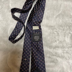 GUCCI マフラー　ほぼ未使用品　格安の画像