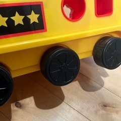 ⑤機関車　乗るおもちゃの画像