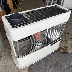 札幌市内配送可 燃焼確認済み 美品 24年製 コロナ 煙突式輻射石油ストーブ SVD-70BSL 木造18畳/コンクリート29畳の画像