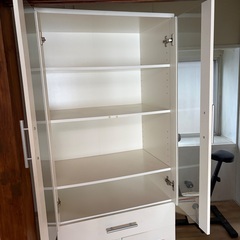 食器棚(ニトリ)の画像