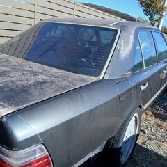 Mベンツ124-300E-事故歴なし程度の良い部品取り車体の販売ですの画像