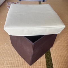 収納付き椅子　ボックスの画像