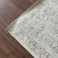 ZARAHOMEヴィンテージ風カーペット の画像