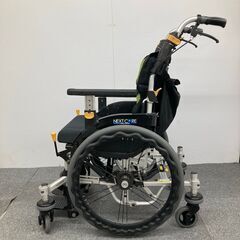 ★松永製作所 ネクストコア くるり NEXT-70B 低床 自走式 ６輪車椅子の画像