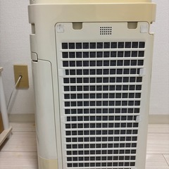 SHARP 加湿空気清浄機　KC-70TH1の画像