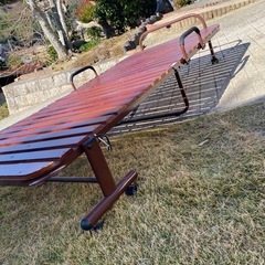 折りたたみ式ベッドの画像