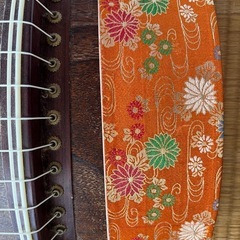 【十三絃琴】柱13個セット／弦1本切れ／ケースなし／引き取り限定の画像